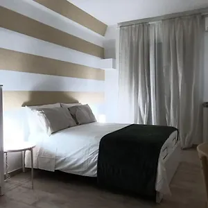  Bed & Breakfast Fifth Floor Italia